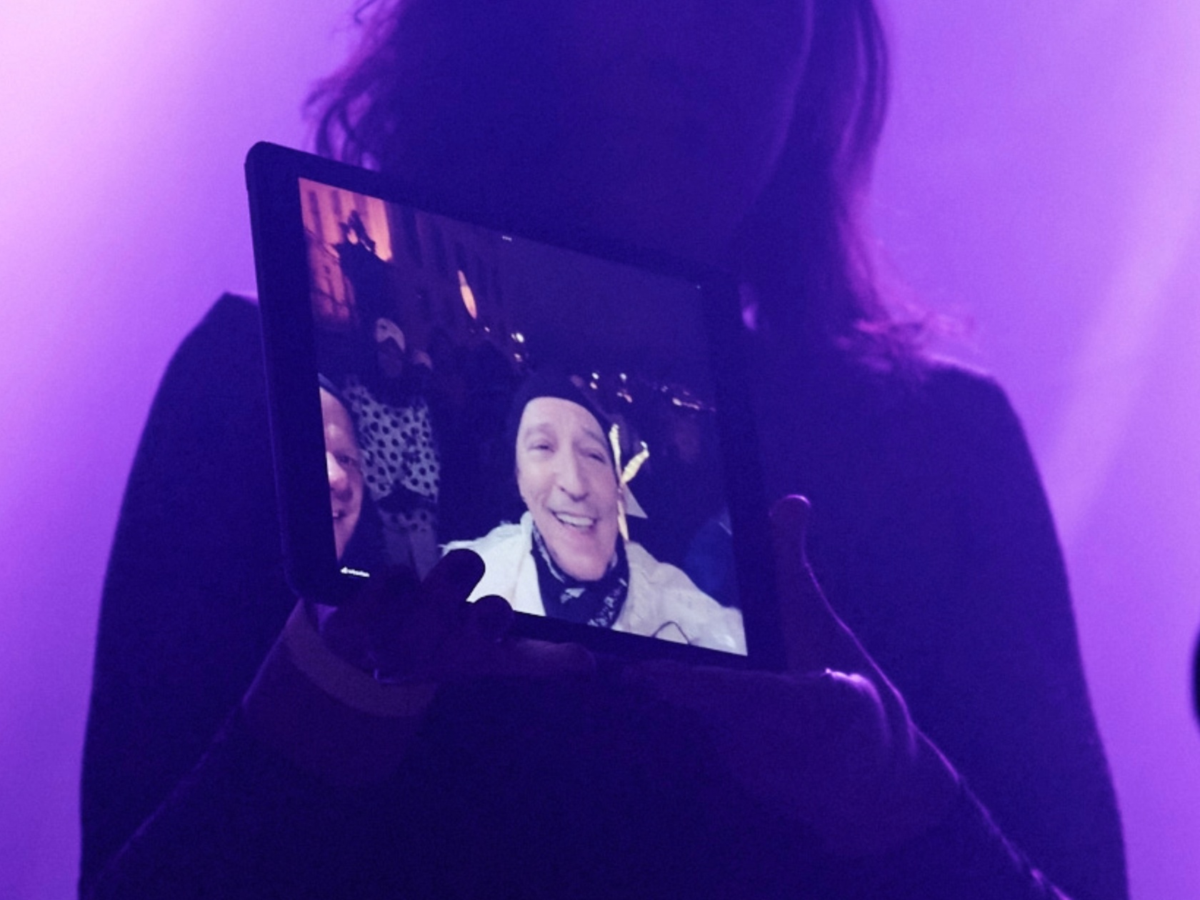 Baschi Hausmann Anerkennungspreisträger via Videocall aus Prag © Samuel Bramley