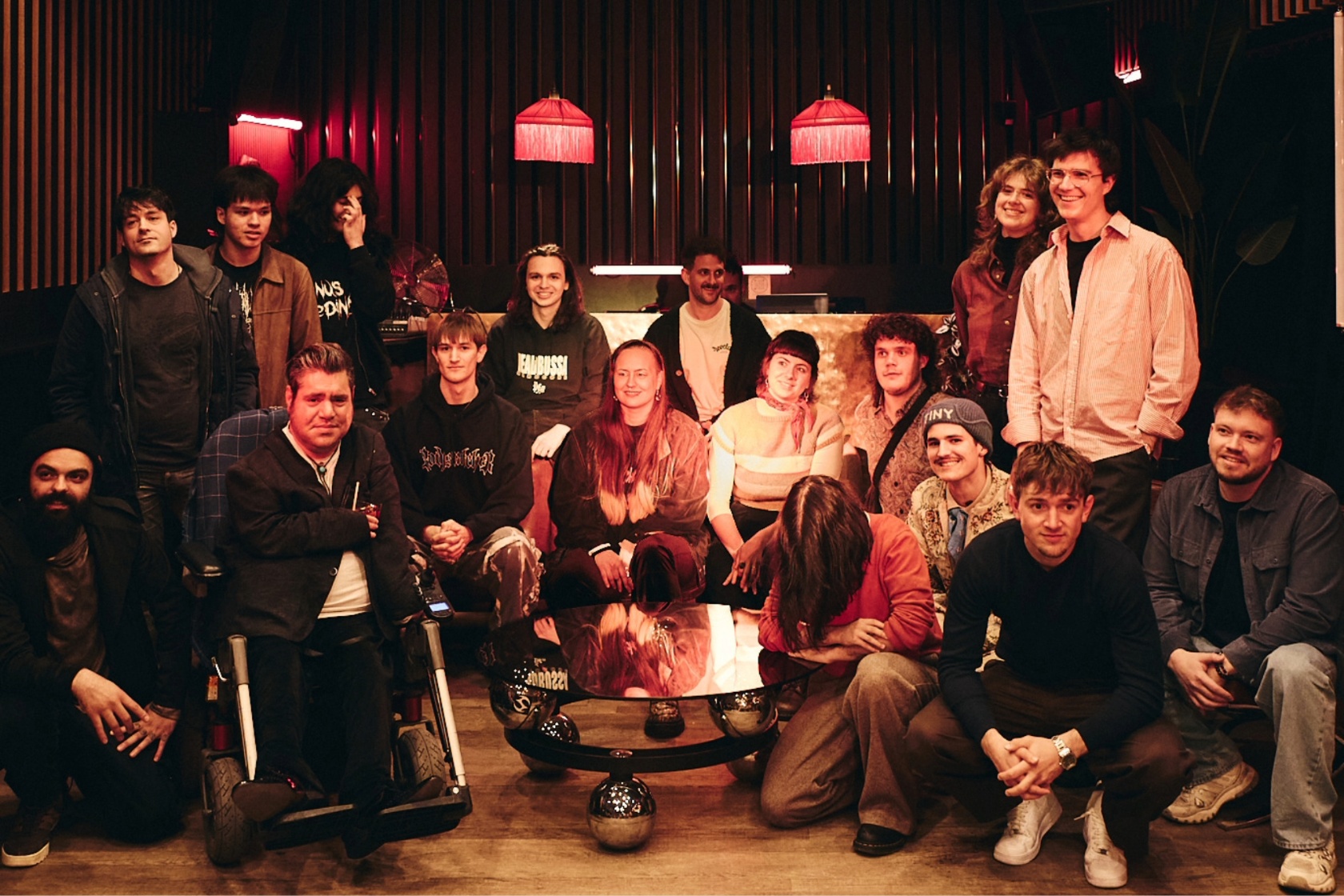 Alle Teilnehmer*innen der Listening Session © Samuel Bramely