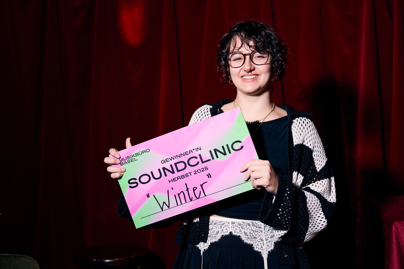 Happy Jay © Samuel Bramley