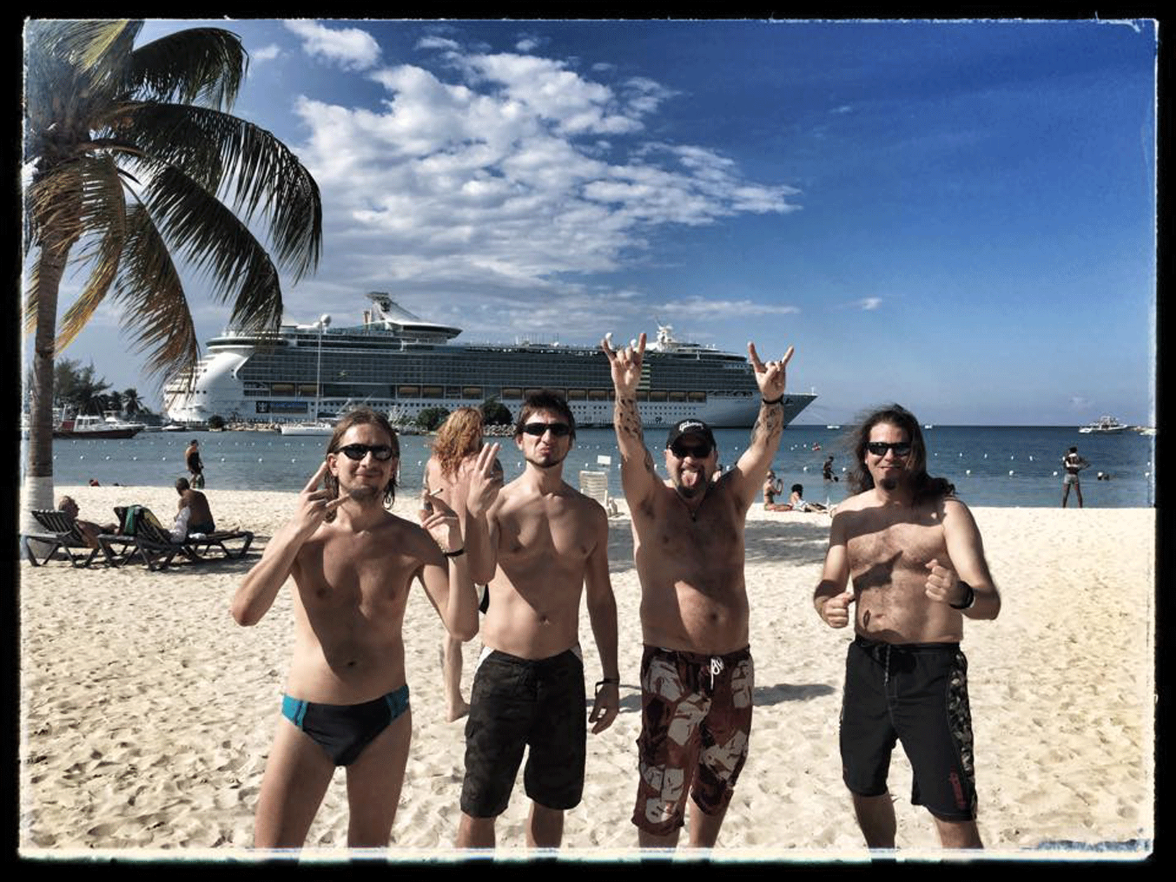 Gurd © 2015 70'000 Tons Of Metal Cruise