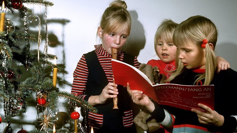 Weihnachtliches Musizieren. Quelle: www.n-tv.de